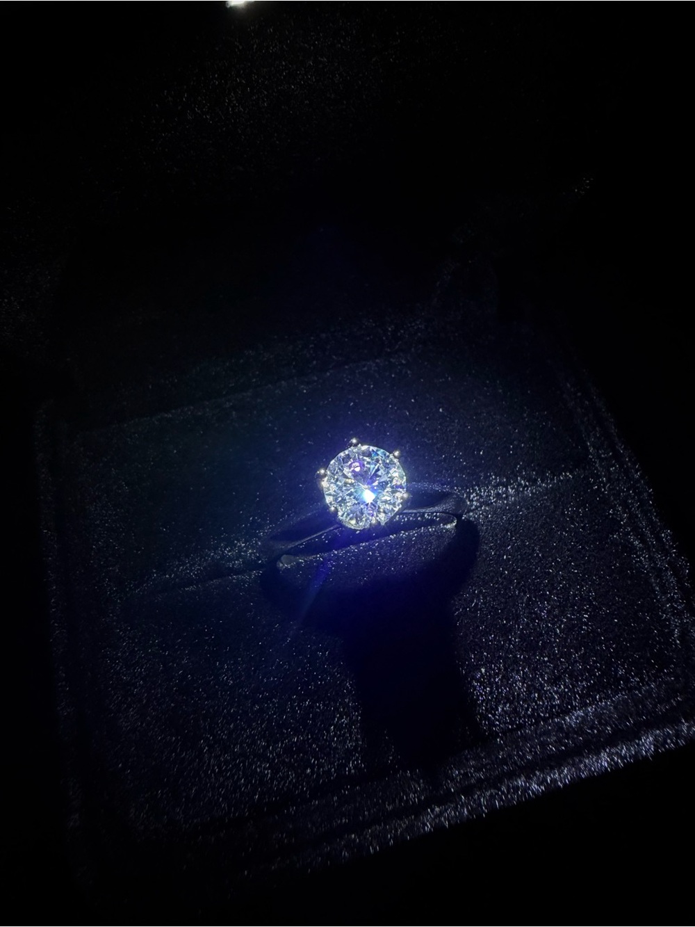 Moissanite Engagement Ring - GRA certified - 1.0 CT